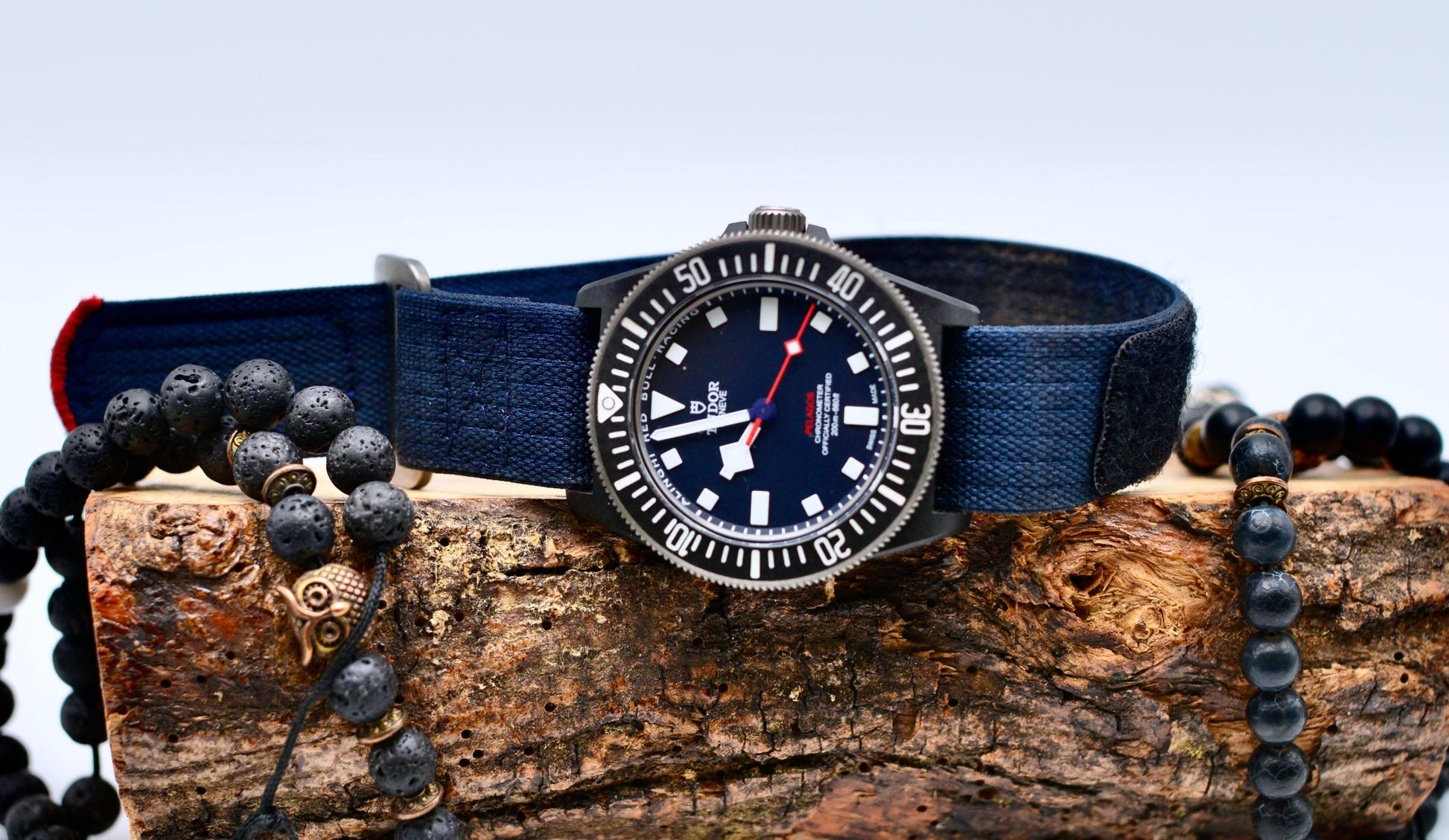 Tudor Sport Watches Pelagos FXD Red Bull Racing Edition 42mm Automatic w/ Full Set M25707KN