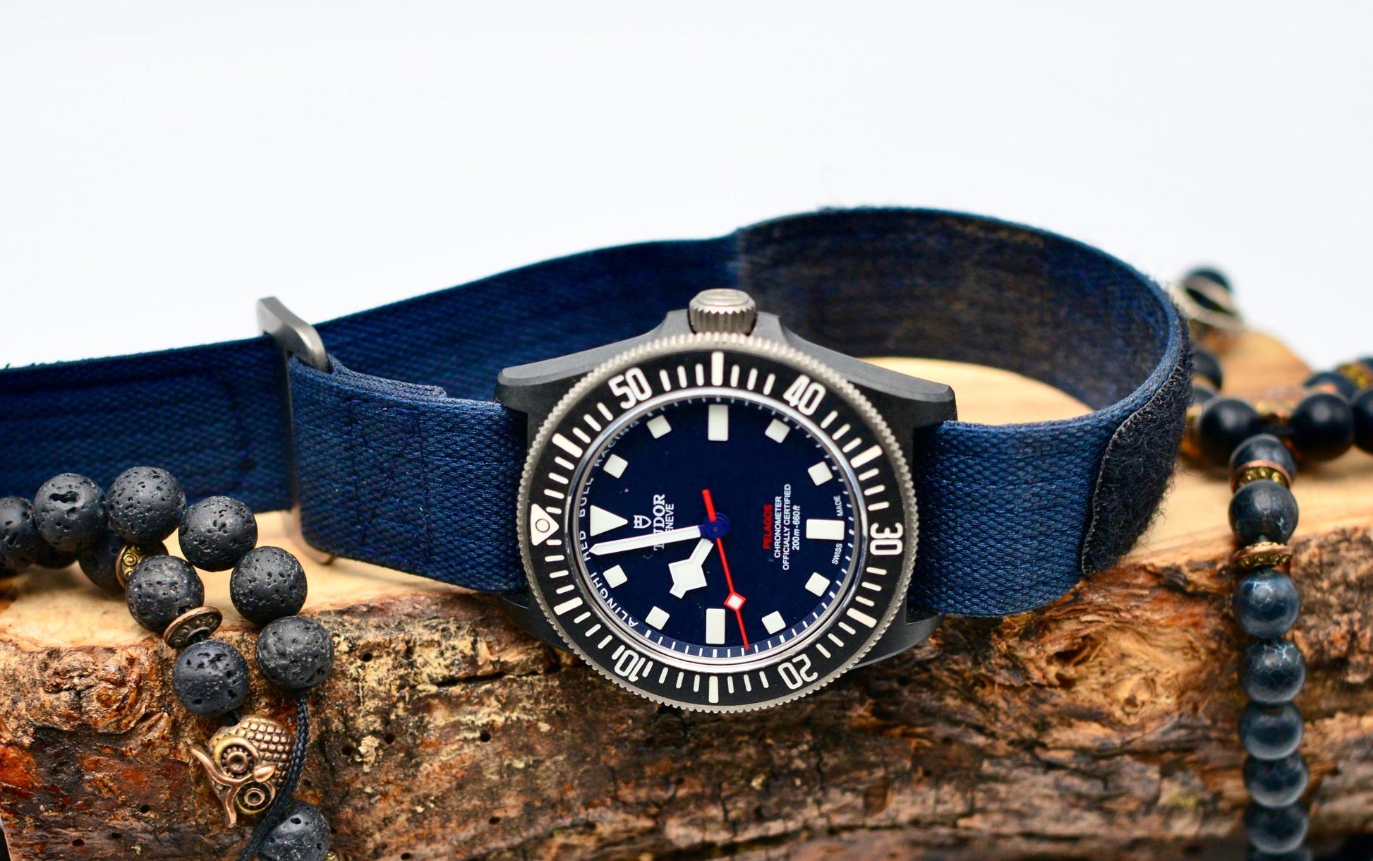 Tudor Sport Watches Pelagos FXD Red Bull Racing Edition 42mm Automatic w/ Full Set M25707KN