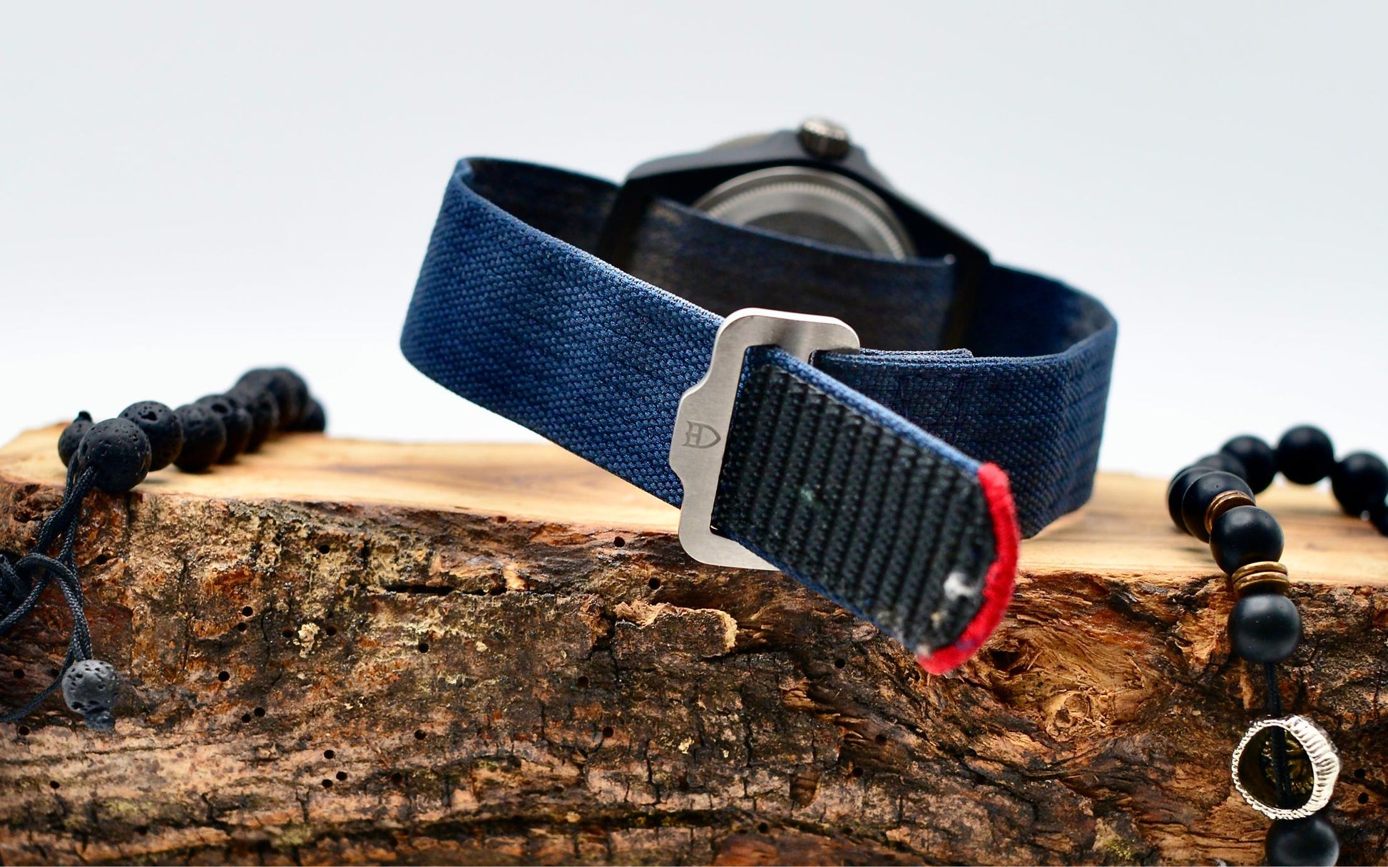 Tudor Sport Watches Pelagos FXD Red Bull Racing Edition 42mm Automatic w/ Full Set M25707KN