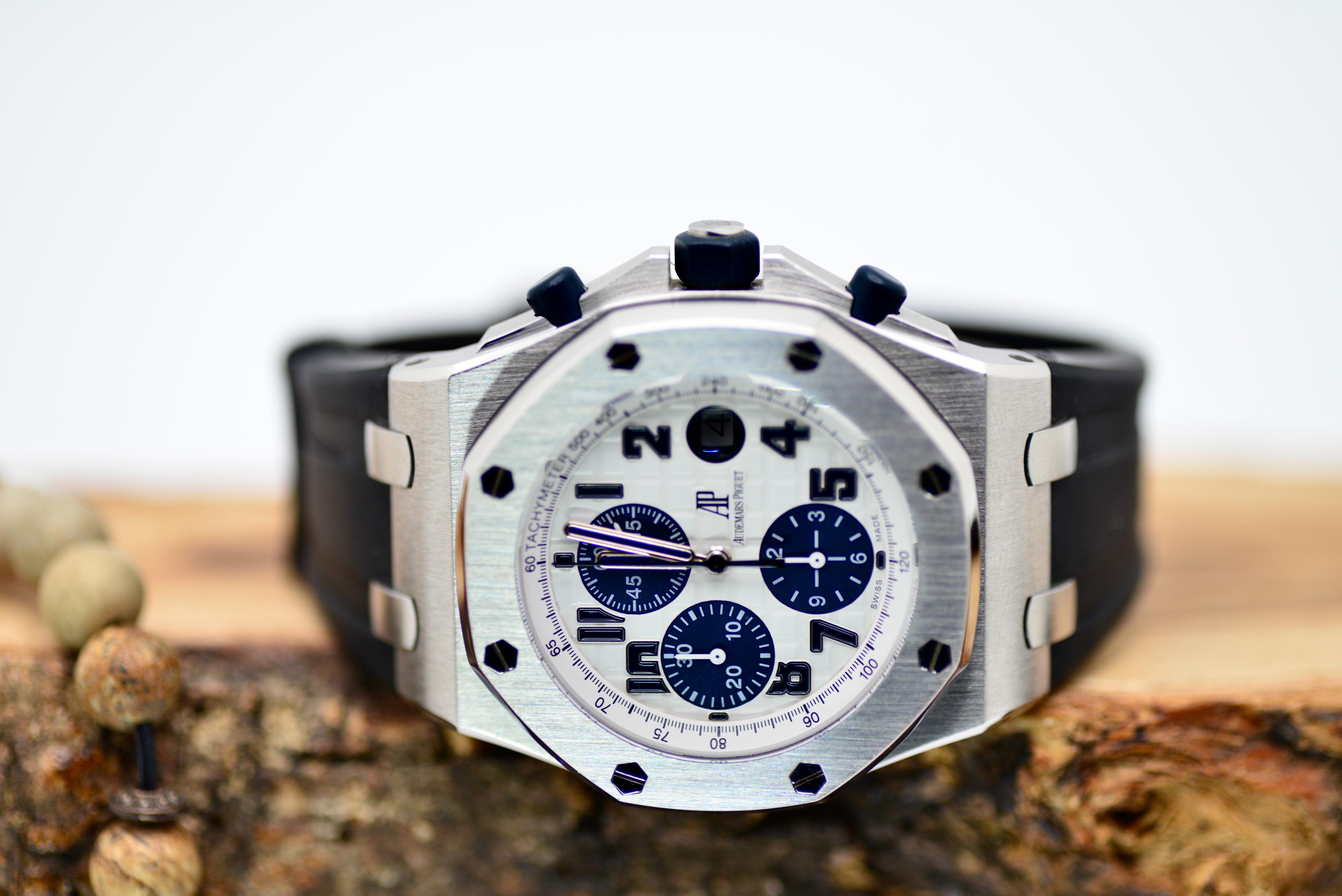 Audemars Piguet Royal Oak Offshore 42mm Automatic – Navy Panda
